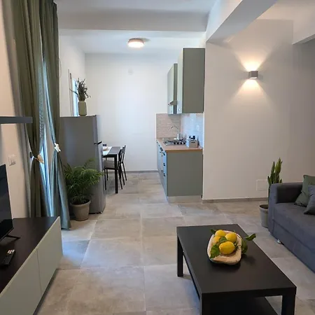 Scirocco Apartment